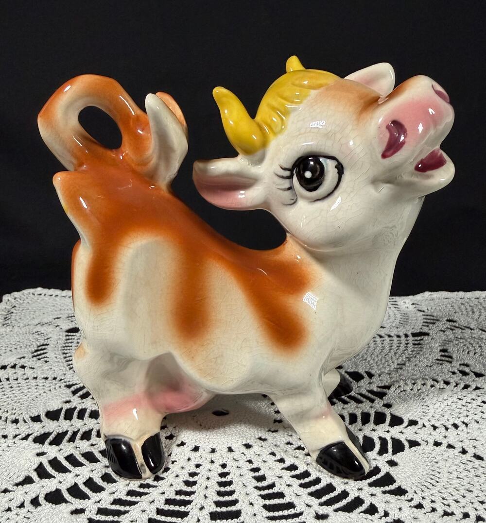 Vintage 60s Tilso Betsy Cow Figurine Ceramic Japan Hand Painted Farmhouse Decor